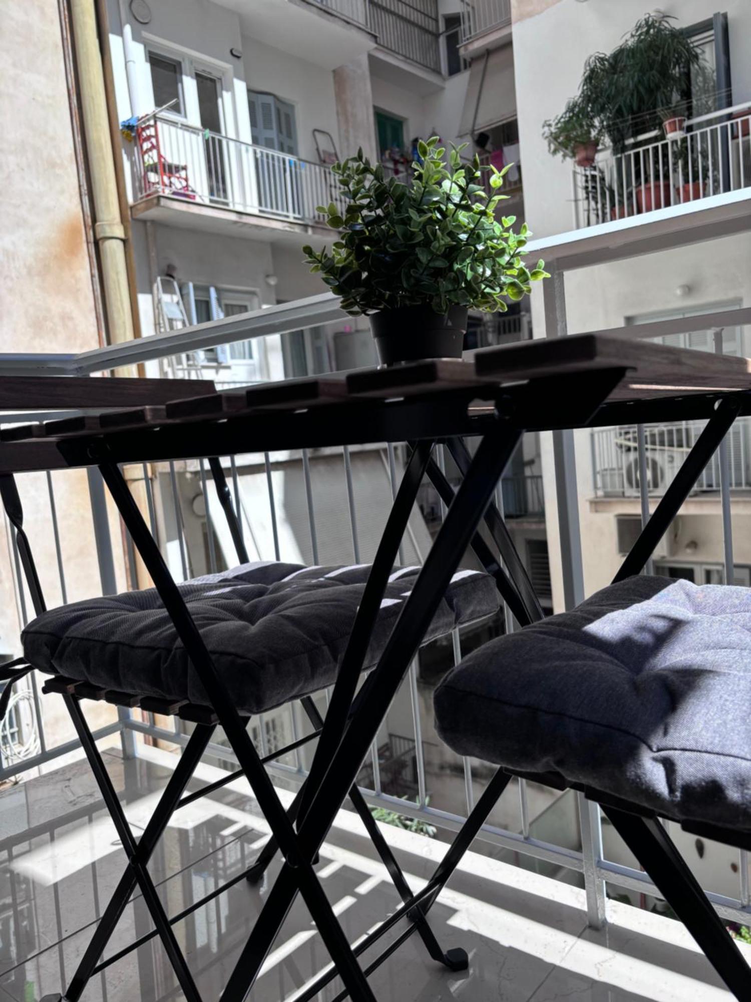 Cozy In The Heart Of Athen