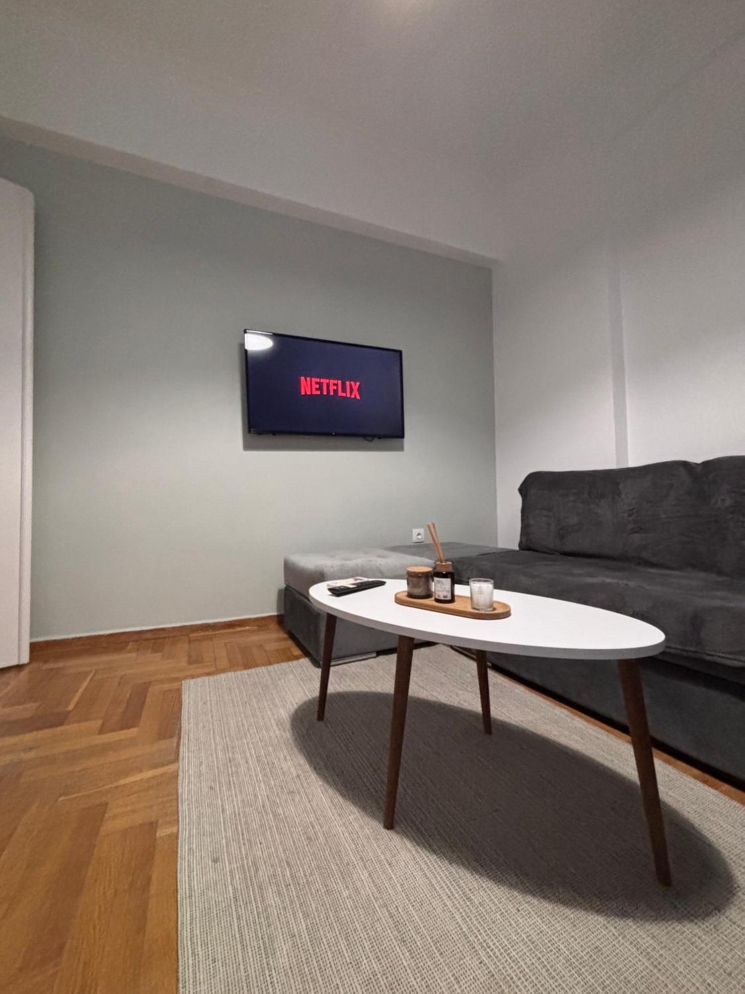 Cozy In The Heart Of Apartment